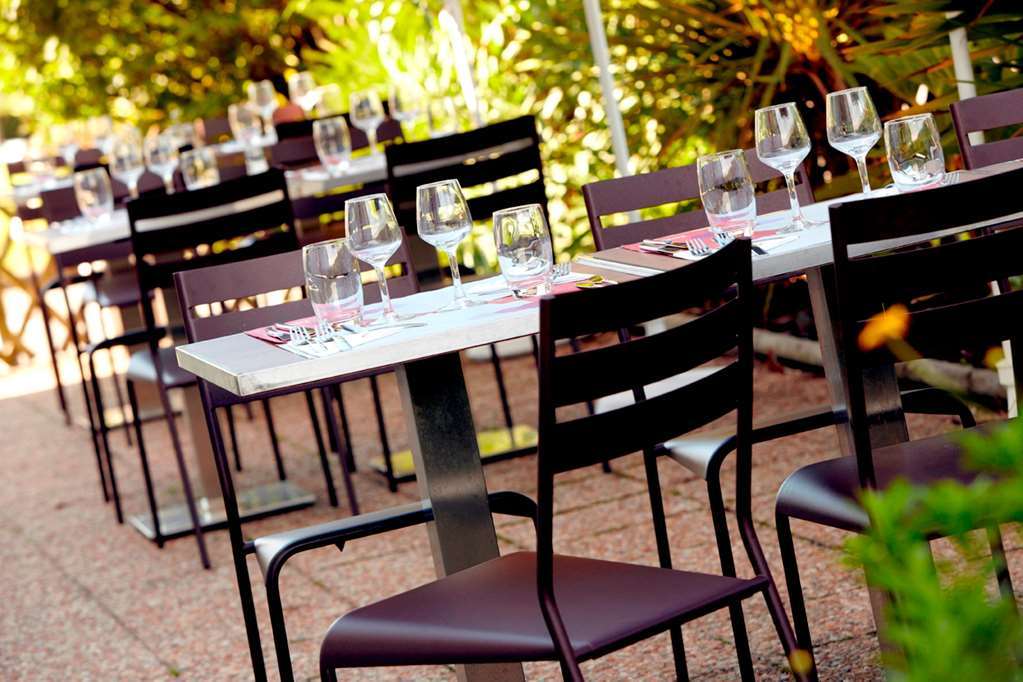 Campanile Saint-Die Restoran fotoğraf